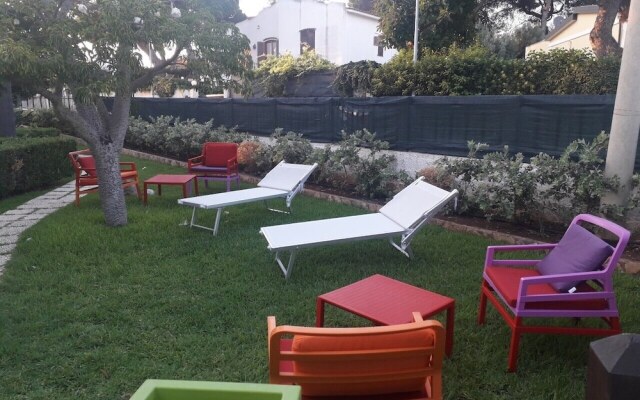 Apartments in Villa by the sea With Swimming Pool 20 Meters From the sea