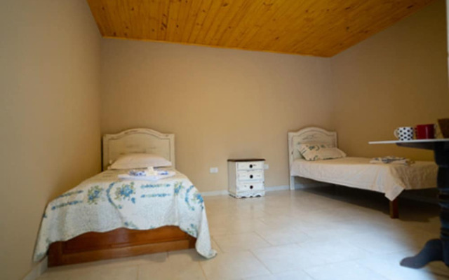 Ára Hostel House