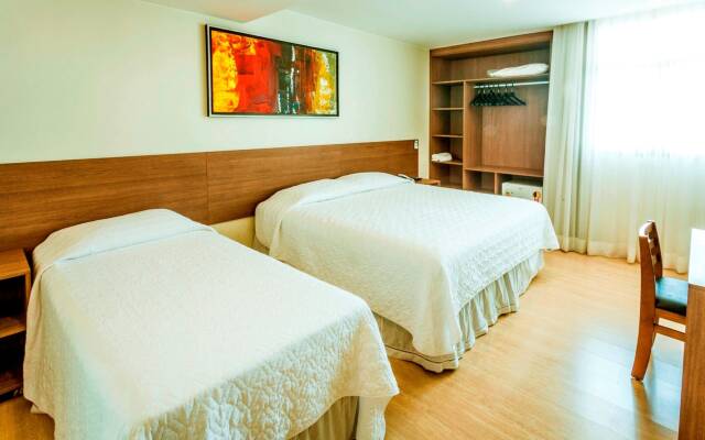 Vida Plaza Hotel