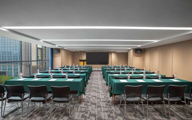 Microtel By Wyndham Handan New Century