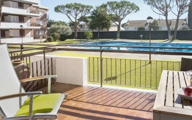 Delightful Apartment in Calella de Palafrugell With Swimming Pool
