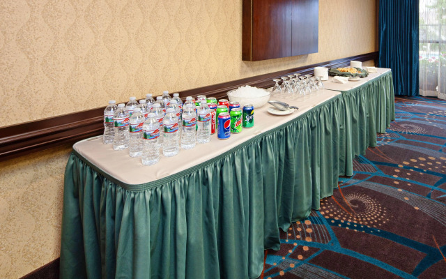 Hampton Inn & Suites Agoura Hills