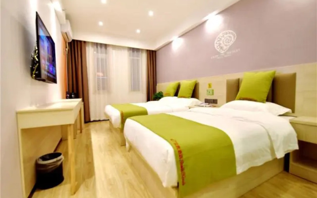 Shell Hefei Heping Road Shuguang Cinema East Qili Subway Station Hotel