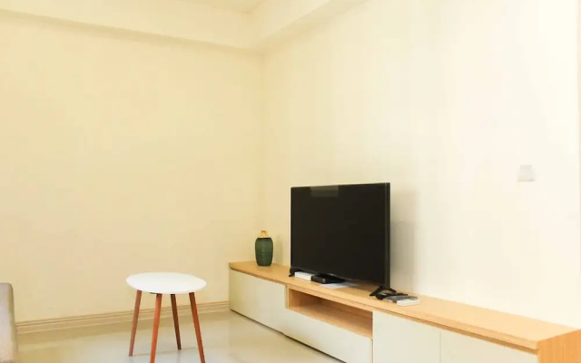 Comfort 2Br Apartment at Meikarta – Guest Rooms – Cibatu