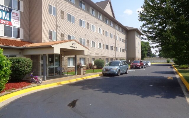 Riverview Suites Apartments