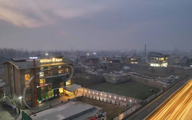 Hotel Golden Leaf Kashmir