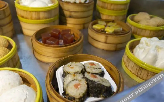 Xikaton Hotel (Haikou Qiongtai Normal University)