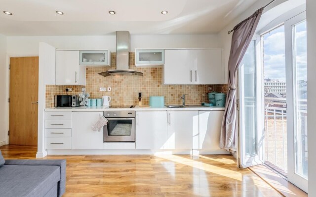 Luxury Central Newcastle Apartment 23