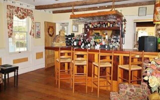 Youngtown Inn & Restaurant