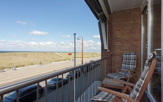 Cozy Apartment in Katwijk with Balcony