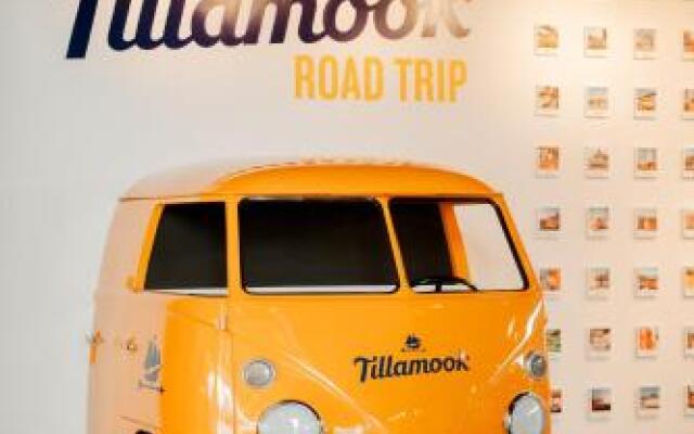 The Garibaldi House Inn & Suites