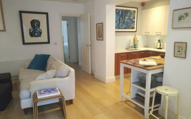 Superior Kensington, London Flat With Free Wi-fi