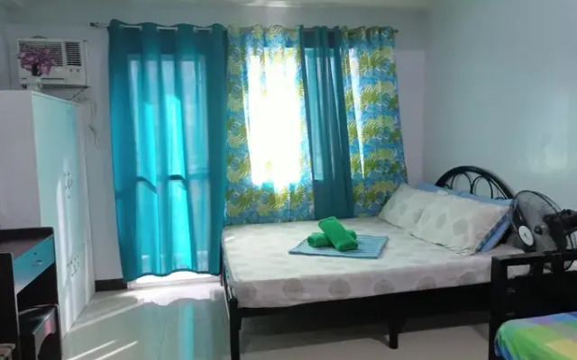 Guesthouse Behind the Airport