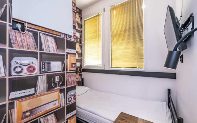 Vola Hostel