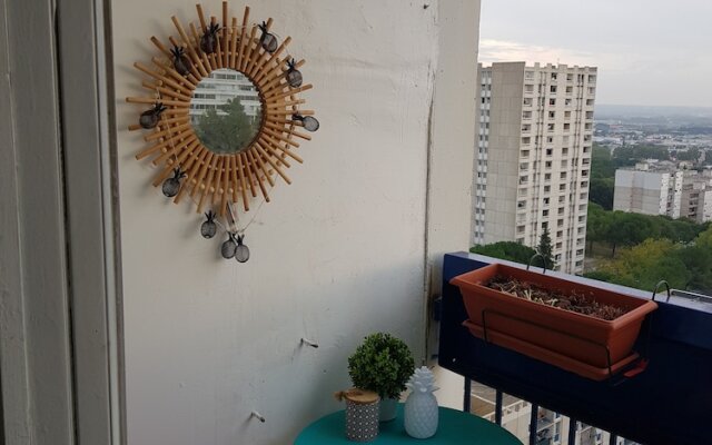 Grand T2 Confortable avec Balcon
