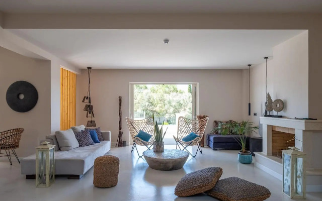 180 South Seaside Hotel