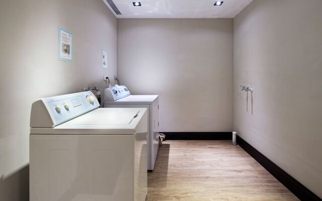 Taiwan Pavilion line 53