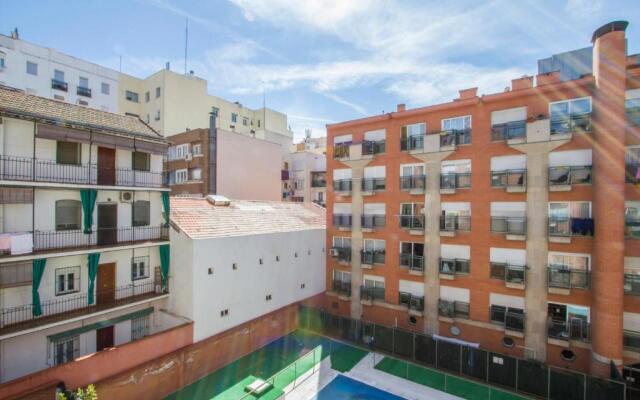 UD Apartments - Atocha Stylish with Pool