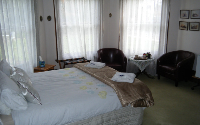 Collingwood Manor Bed & Breakfast