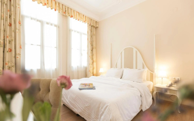 Gatto Perso Luxury Apartments