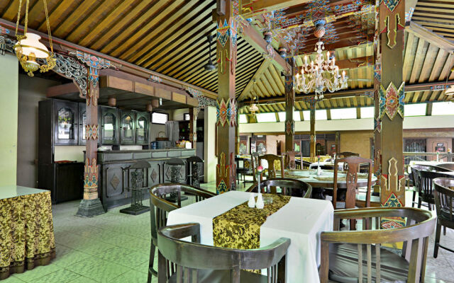 ZEN Rooms Pasar Kembang 1
