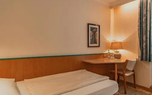 Parkhotel Crombach
