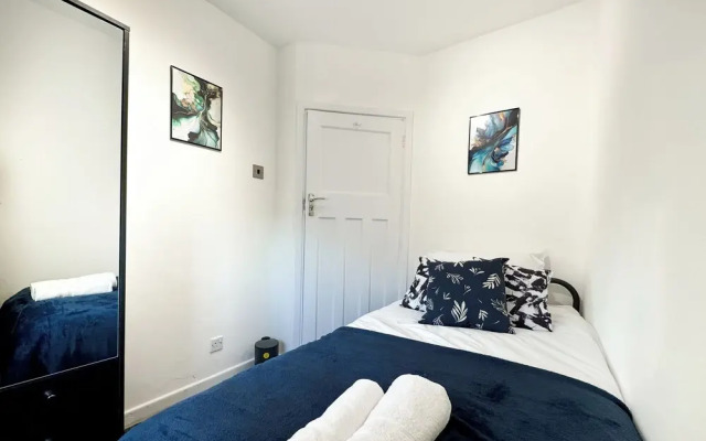 Warland House London