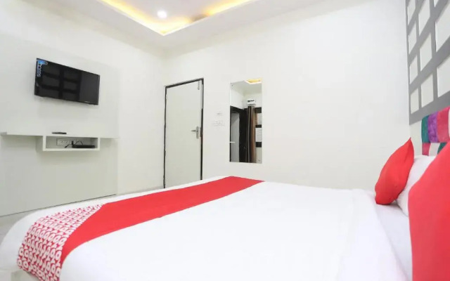 Hotel Laxmi Inn by OYO Rooms