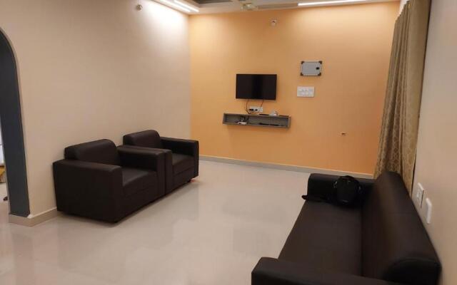 Srirangam Service Apartment