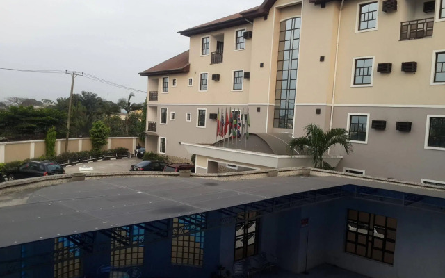 GrandVenice Hotel and Suites