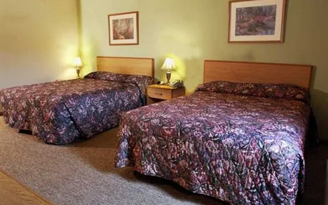 Plymouth Suites Hotel