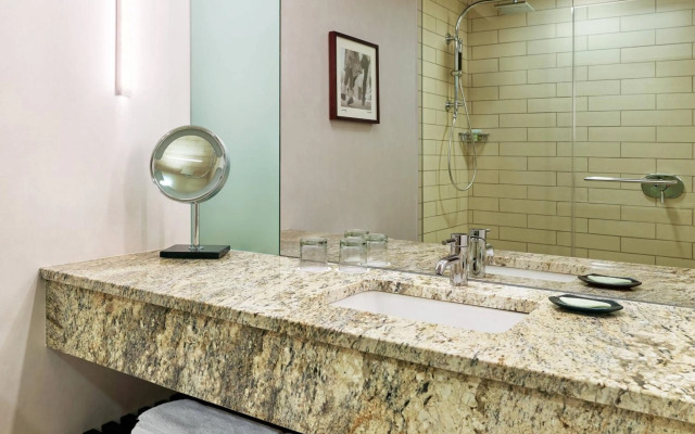 The Westin Galleria Dallas