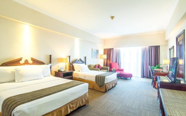 Sunlake Waterfront Resort and Convention