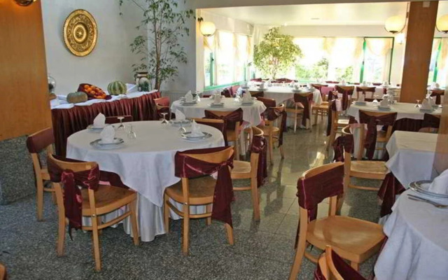 Tropical Promises Hotel