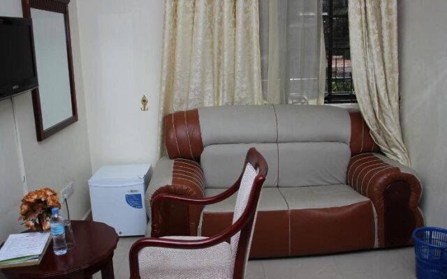 Lenana Hotel