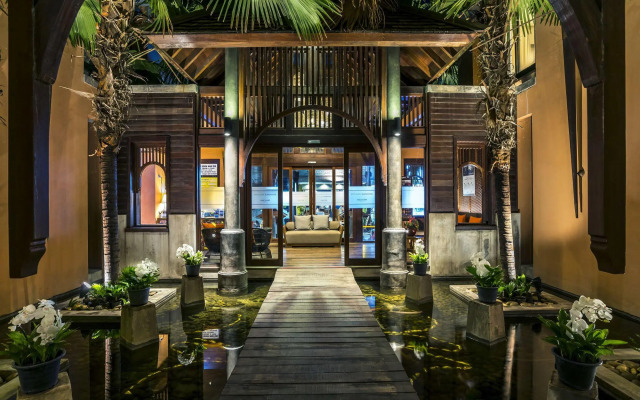 Mercure Samui Chaweng Tana Hotel
