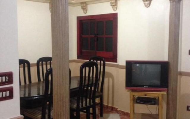 2 Bedroom Apt partial Sea View