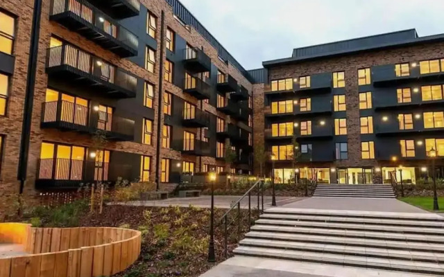 Sleek 2 Bedroom Apartment - Sofa-bed - Ashford