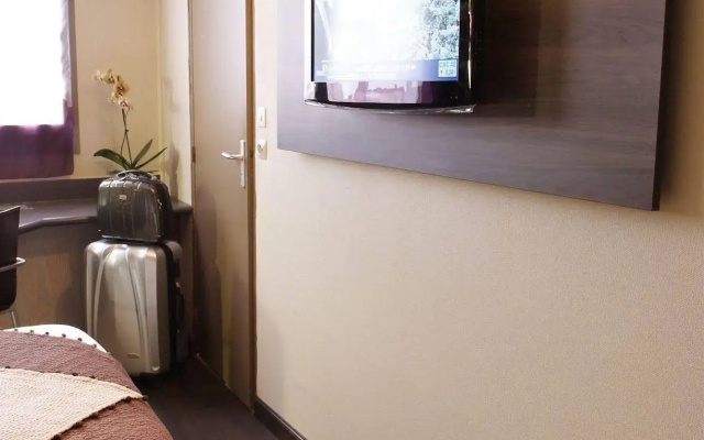 Ariana Hotel