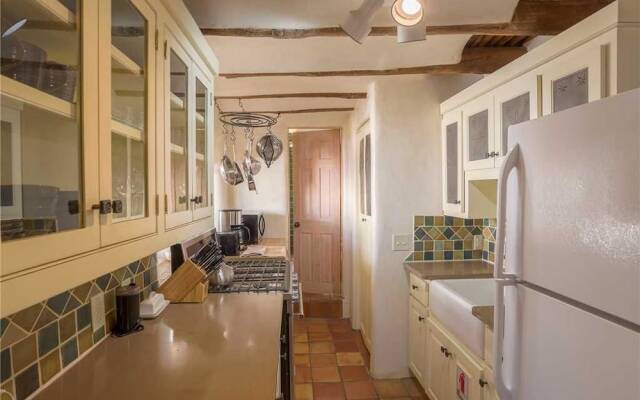 Camino Cabra - Two Bedroom Home