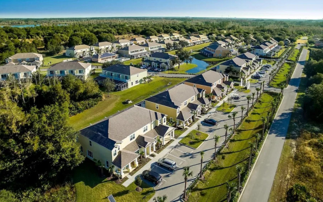 Serenity - 3 Bed Townhouse w/splashpool-5108SY