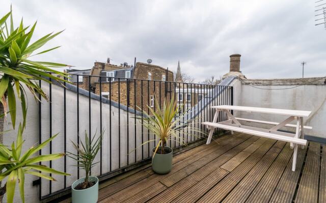 Stylish Kings-cross Maisonette