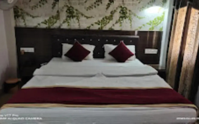 Hotel Amit Lodge, Bihta