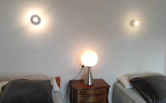 Sea front apartment in Platja Pals with terrace and parking