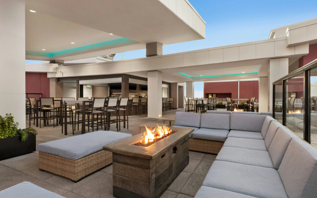 Embassy Suites by Hilton Wilmington Riverfront