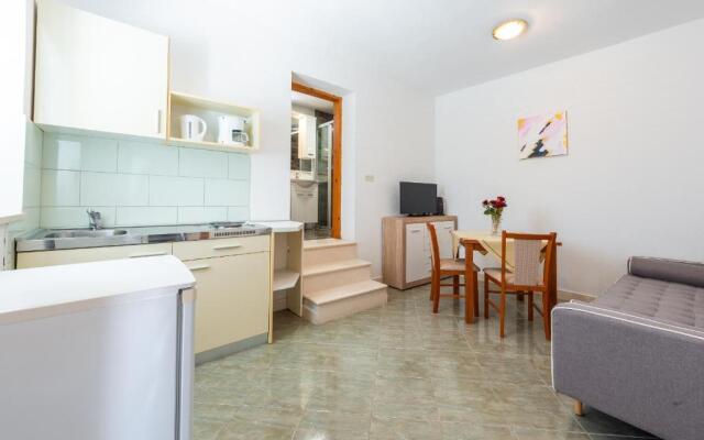 Apartments Lucija