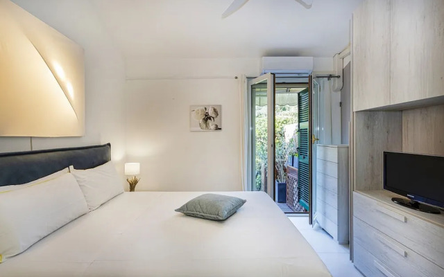 Elegant sea View Apartment