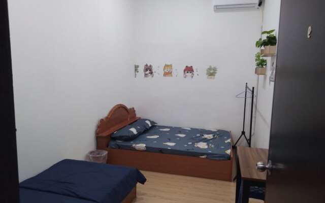 Spot ON 90439 Lh Home