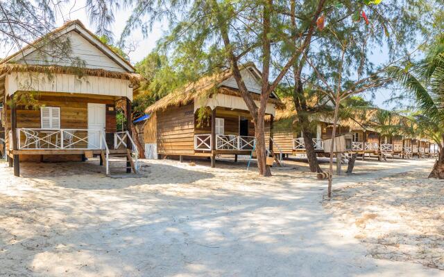 Sandy Beach Bungalows