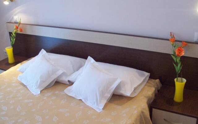 Hotel Raul